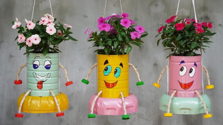 Ein alter Trick verwandelt alte Milchkannen in ein fröhliches Blumenparadies …
