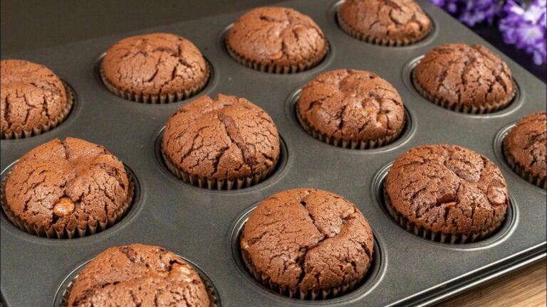 Diese einfache Rezeptur verwandelt deine Muffins in ein schokoladiges