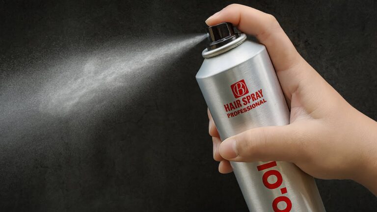 15 geniale Haarspray-Tricks, die du unbedingt kennen solltest!