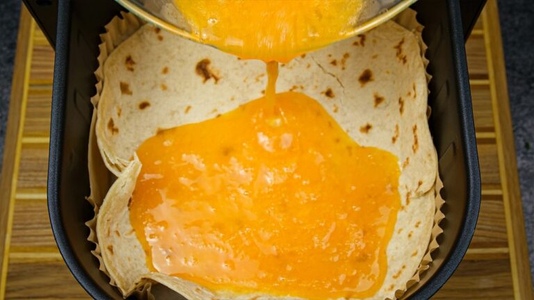 3 einfache Schritte für ein köstliches Frühstück mit Tortilla und Eiern im Air Fryer!